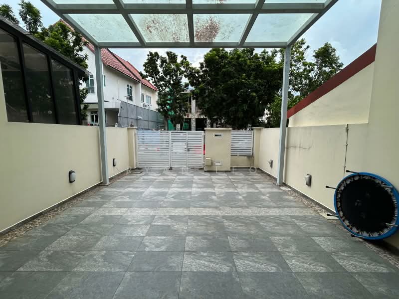 Sembawang Hills Estate, Sembawang Hills Drive, 6 Bedrooms, 4,582 sqft, Terraced House For Sale, by Bryan Leow, 500085666 - Exterior - PropertyGuru.com.sg