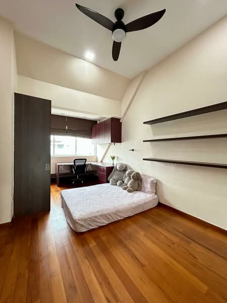Sembawang Hills Estate, Sembawang Hills Drive, 6 Bedrooms, 4,582 sqft, Terraced House For Sale, by Bryan Leow, 500085666 - Bedroom - PropertyGuru.com.sg
