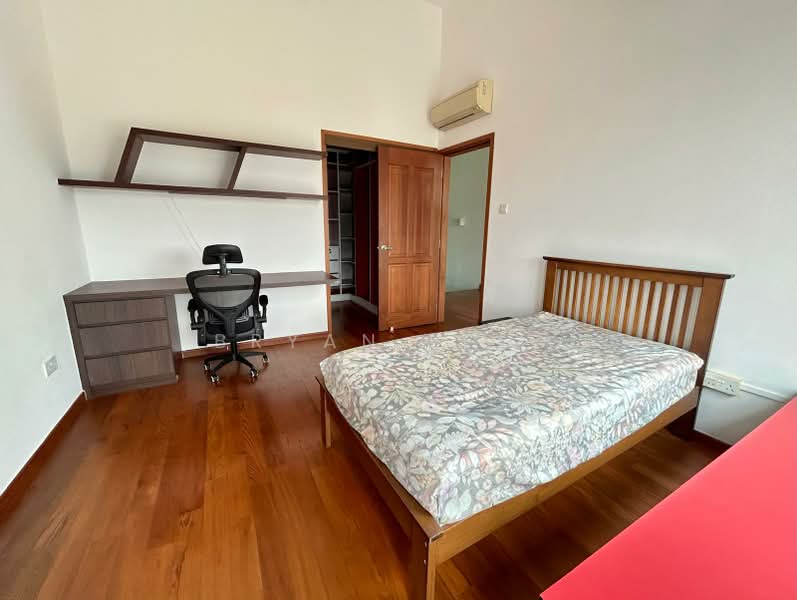 Sembawang Hills Estate, Sembawang Hills Drive, 6 Bedrooms, 4,582 sqft, Terraced House For Sale, by Bryan Leow, 500085666 - Bedroom - PropertyGuru.com.sg