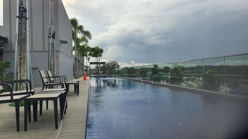 Peak Residence, 333 Thomson Road, 2 Bedrooms, 807 sqft, Condominium For Rent, by Chloe Lim, 500085671 - Pool - PropertyGuru.com.sg