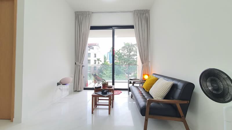 Peak Residence, 333 Thomson Road, 2 Bedrooms, 807 sqft, Condominium For Rent, by Chloe Lim, 500085671 - Living Room - PropertyGuru.com.sg