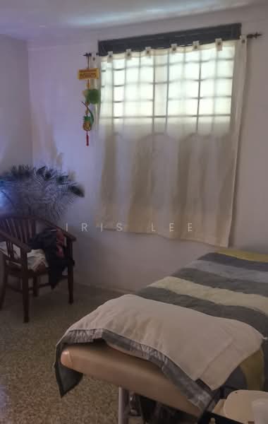 123 Lorong 1 Toa Payoh HDB Flat For Sale at S$ 399,000 | PropertyGuru Singapore - Interior