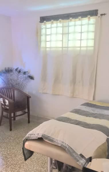 123 Lorong 1 Toa Payoh, 123 Lorong 1 Toa Payoh, 3 Bedrooms, 721 sqft, HDB Flat For Sale, by Iris Lee, 500085676 - Bedroom 2 - PropertyGuru.com.sg