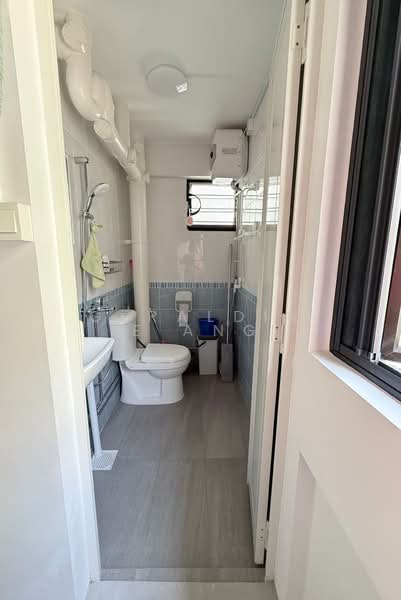 For Rent - 692 Hougang Street 61