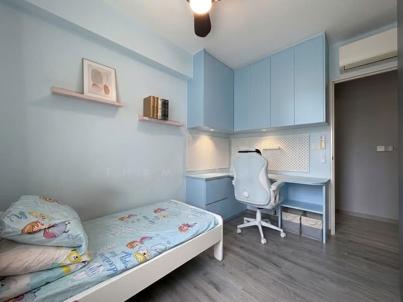 95A Henderson Road HDB Flat For Sale at S$ 1,050,000 | PropertyGuru Singapore - Bedroom