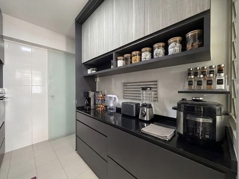95A Henderson Road HDB Flat For Sale at S$ 1,050,000 | PropertyGuru Singapore - Kitchen