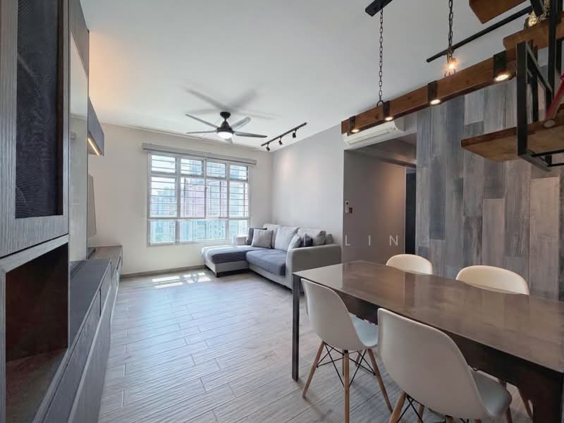 95A Henderson Road HDB Flat For Sale at S$ 1,050,000 | PropertyGuru Singapore - Living Room