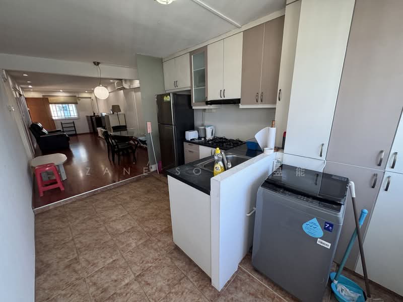 222 Serangoon Avenue 4, 222 Serangoon Avenue 4, 2 Bedrooms, 721 sqft, HDB Flat For Rent, by Zane Soo 苏昱能, 500085743 - Kitchen - PropertyGuru.com.sg