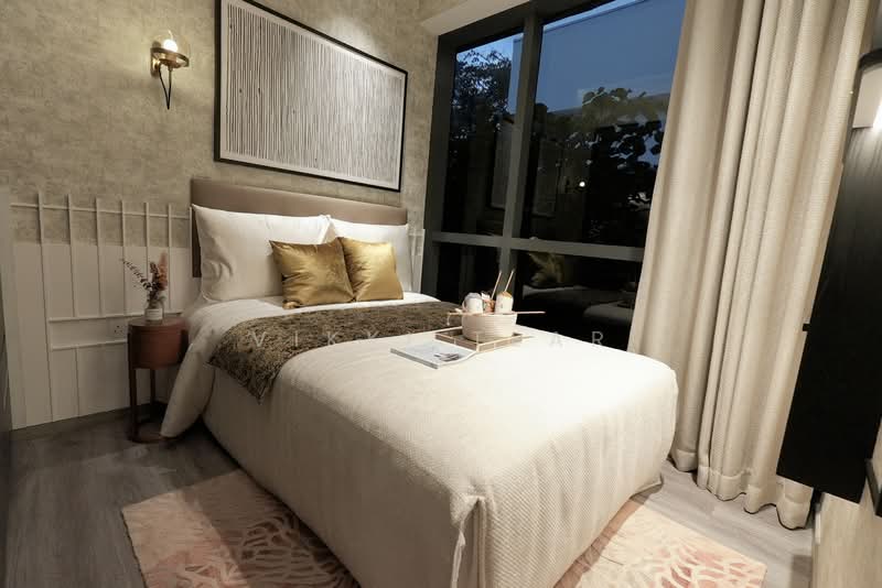 The LakeGarden Residences Condominium For Sale at S$ 2,693,000 | PropertyGuru Singapore - Bedroom