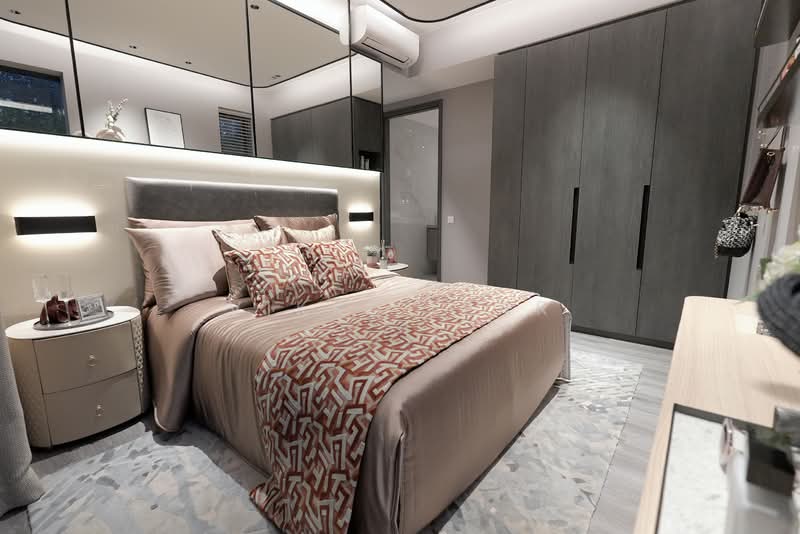 The LakeGarden Residences Condominium For Sale at S$ 2,693,000 | PropertyGuru Singapore - Bedroom