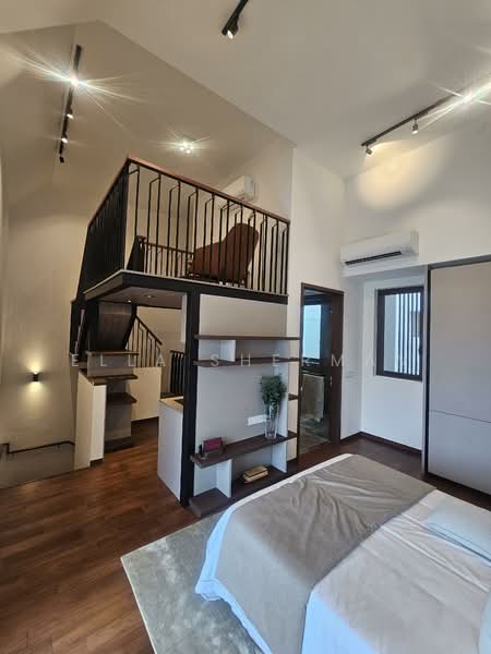 Parksuites Condominium For Sale at S$ 3,166,315 | PropertyGuru Singapore - Bedroom