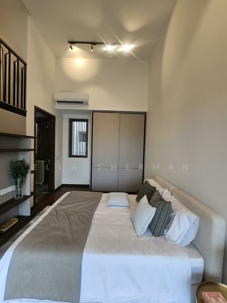 Parksuites Condominium For Sale at S$ 3,166,315 | PropertyGuru Singapore - Bedroom