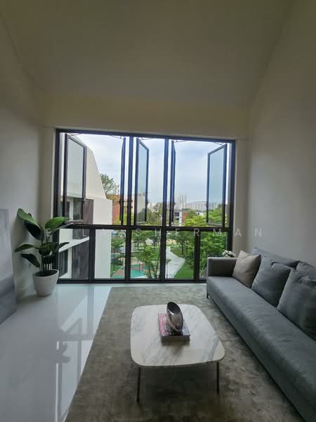 Parksuites Condominium For Sale at S$ 3,166,315 | PropertyGuru Singapore - Living Room