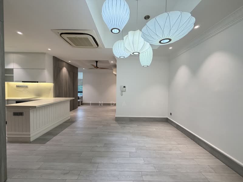 Gardenville, 10 Walshe Road, 3 Bedrooms, 1,808 sqft, Condominium For Sale, by Linda Ee, 500085768 - Dining - PropertyGuru.com.sg