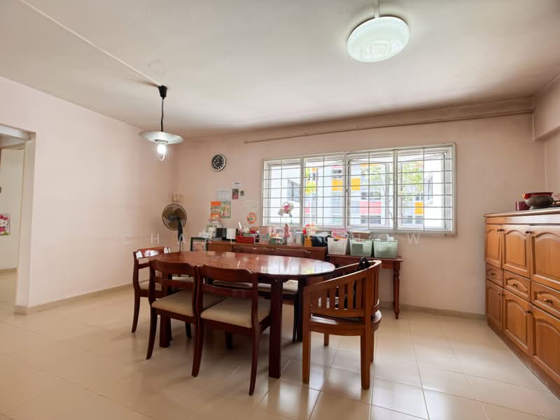 926 Tampines Street 91 HDB Flat For Sale at S$ 790,000 | PropertyGuru Singapore - Dining Room