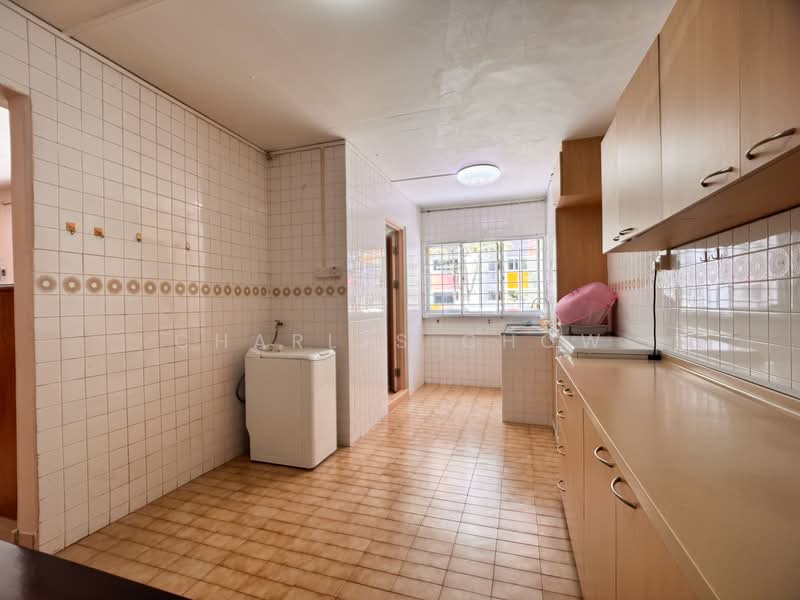 926 Tampines Street 91 HDB Flat For Sale at S$ 790,000 | PropertyGuru Singapore - Kitchen