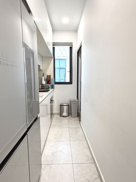 Lattice One Condominium For Sale at S$ 2,150,000 | PropertyGuru Singapore - Kitchen