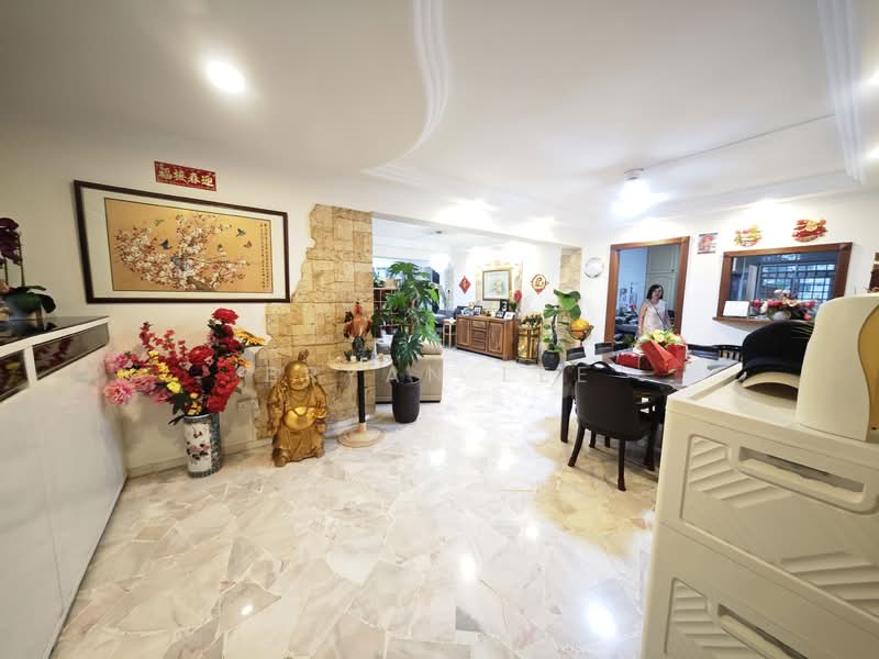 535A Serangoon North Avenue 4 HDB Flat For Sale at S$ 799,000 | PropertyGuru Singapore - Living Room