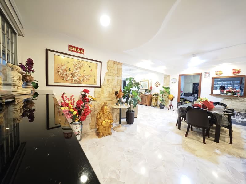 535A Serangoon North Avenue 4 HDB Flat For Sale at S$ 799,000 | PropertyGuru Singapore - Living Room