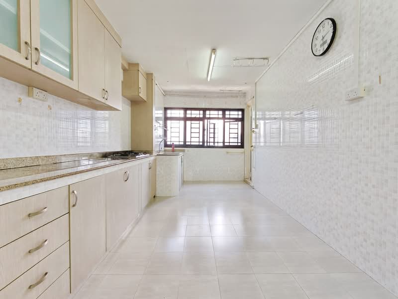 554 Bedok North Street 3 HDB Flat For Sale at S$ 498,000 | PropertyGuru Singapore - Kitchen