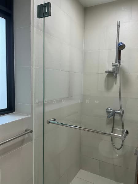 The Topiary, 11 Fernvale Lane, 2 Bedrooms, 914 sqft, Executive Condominium For Rent, by Adam Tng, 500085840 - Bathroom - PropertyGuru.com.sg