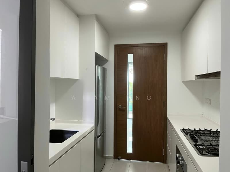 The Topiary, 11 Fernvale Lane, 2 Bedrooms, 914 sqft, Executive Condominium For Rent, by Adam Tng, 500085840 - Kitchen - PropertyGuru.com.sg