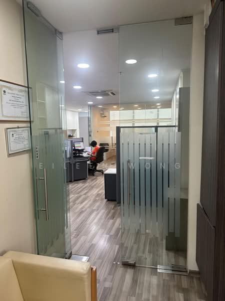 Wcega Tower, 21 Bukit Batok Crescent, 1,991 sqft, Light Industrial (B1) For Rent, by Eileen Wong, 500085865 - CommercialGuru.com.sg