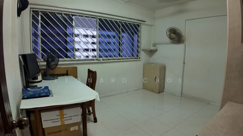 556 Jurong West Street 42 HDB Flat For Sale at S$ 718,000 | PropertyGuru Singapore