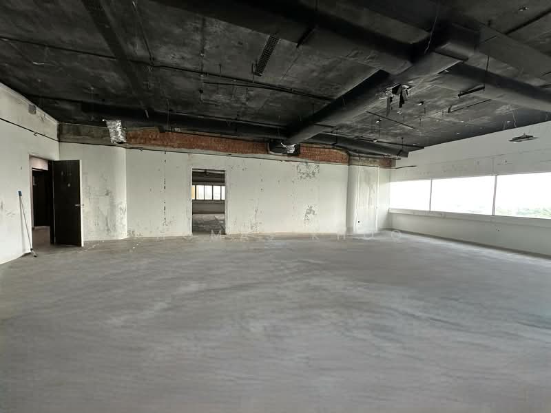 Golden Mile Tower, 6001 Beach Road, 7,999 sqft, Office For Rent, by Thomas Khoo, 500085876 - Interior - CommercialGuru.com.sg