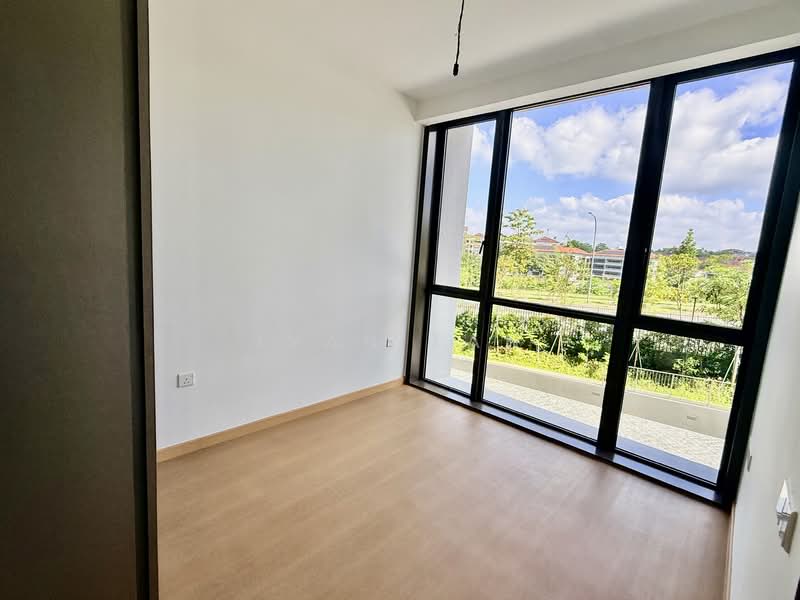 The Botany at Dairy Farm Condominium For Sale at S$ 1,598,000 | PropertyGuru Singapore - Master Bedroom