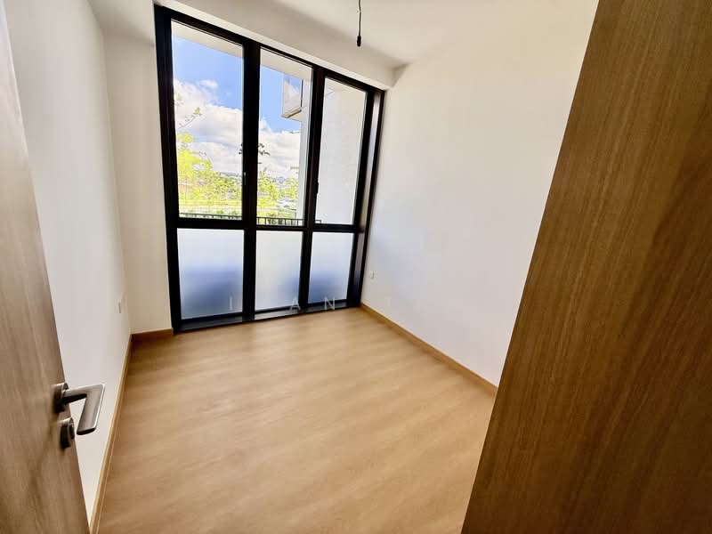 The Botany at Dairy Farm Condominium For Sale at S$ 1,598,000 | PropertyGuru Singapore - Common Bedroom