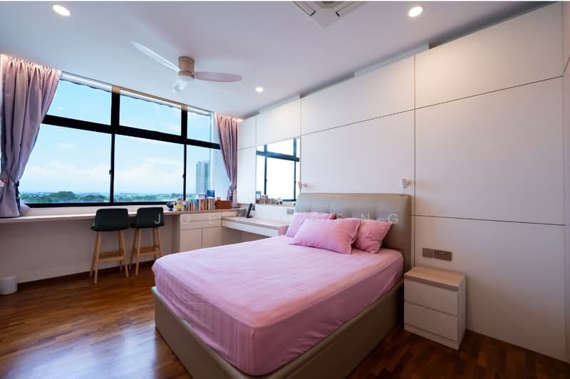 The Summit Condominium For Sale at S$ 3,600,000 | PropertyGuru Singapore - Bedroom