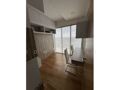 For Rent - Skies Miltonia