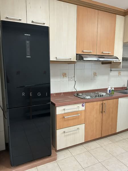 183 Bedok North Road, 183 Bedok North Road, 3 Bedrooms, 990 sqft, HDB Flat For Rent, by Regina Fang, 500085891 - Kitchen - PropertyGuru.com.sg