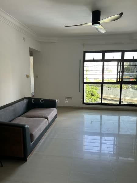 183 Bedok North Road, 183 Bedok North Road, 3 Bedrooms, 990 sqft, HDB Flat For Rent, by Regina Fang, 500085891 - Living Room - PropertyGuru.com.sg