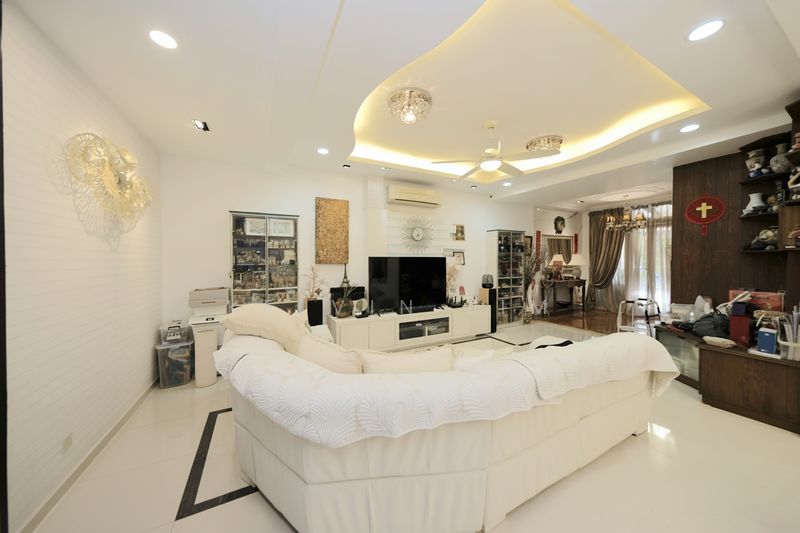 For Sale - ⭐️Spacious Terrace Living at Meragi ⭐️