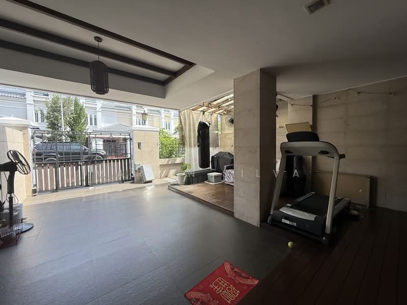 Kew Vale Terraced House For Sale at S$ 2,880,000 | PropertyGuru Singapore - Exterior