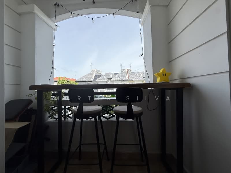 Kew Vale Terraced House For Sale at S$ 2,880,000 | PropertyGuru Singapore - Balcony