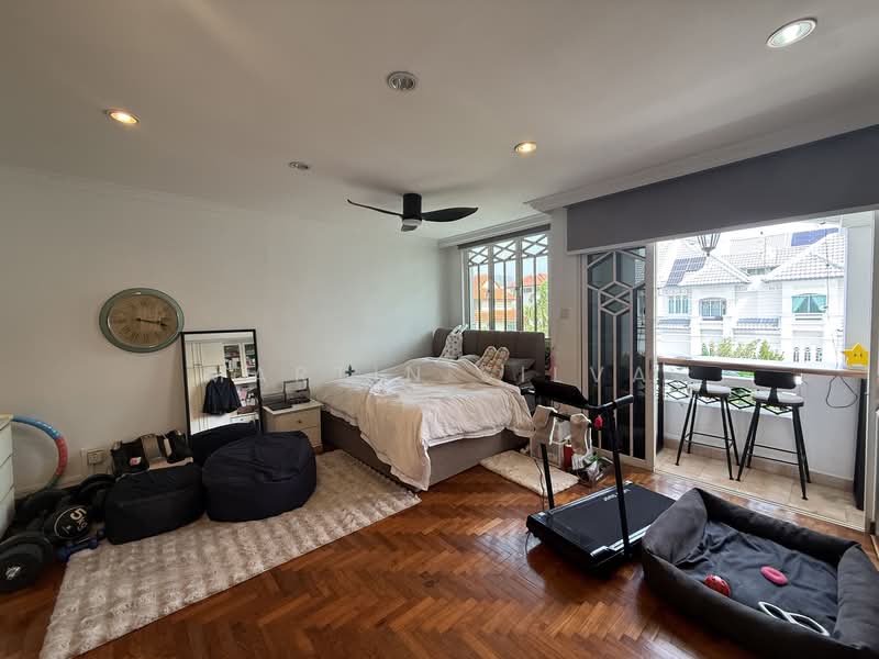 Kew Vale Terraced House For Sale at S$ 2,880,000 | PropertyGuru Singapore - Bedroom