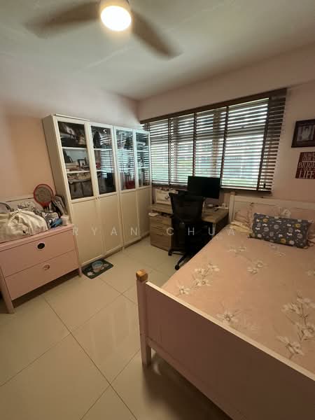 416B Fernvale Link HDB Flat For Sale at S$ 765,000 | PropertyGuru Singapore - Bedroom