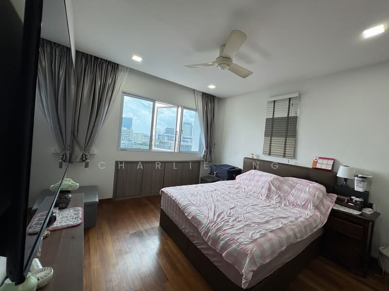 285D Toh Guan Road HDB Flat For Sale at S$ 1,280,000 | PropertyGuru Singapore - Bedroom