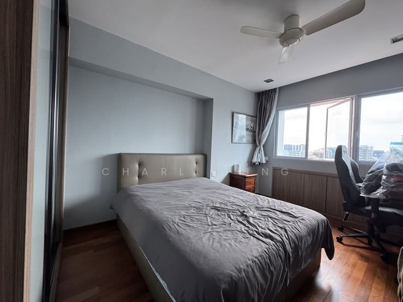285D Toh Guan Road HDB Flat For Sale at S$ 1,280,000 | PropertyGuru Singapore - Bedroom
