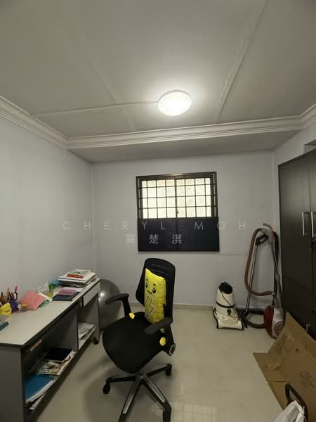 131 Marsiling Rise HDB Flat For Sale at S$ 410,000 | PropertyGuru Singapore - Study