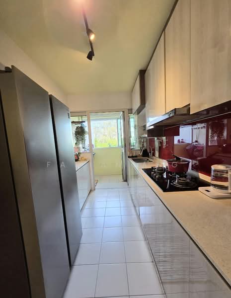 416B Fernvale Link HDB Flat For Sale at S$ 765,000 | PropertyGuru Singapore - Kitchen