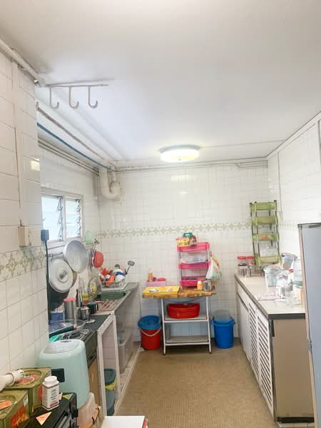 50 Chai Chee Street HDB Flat For Sale at S$ 520,888 | PropertyGuru Singapore - Kitchen