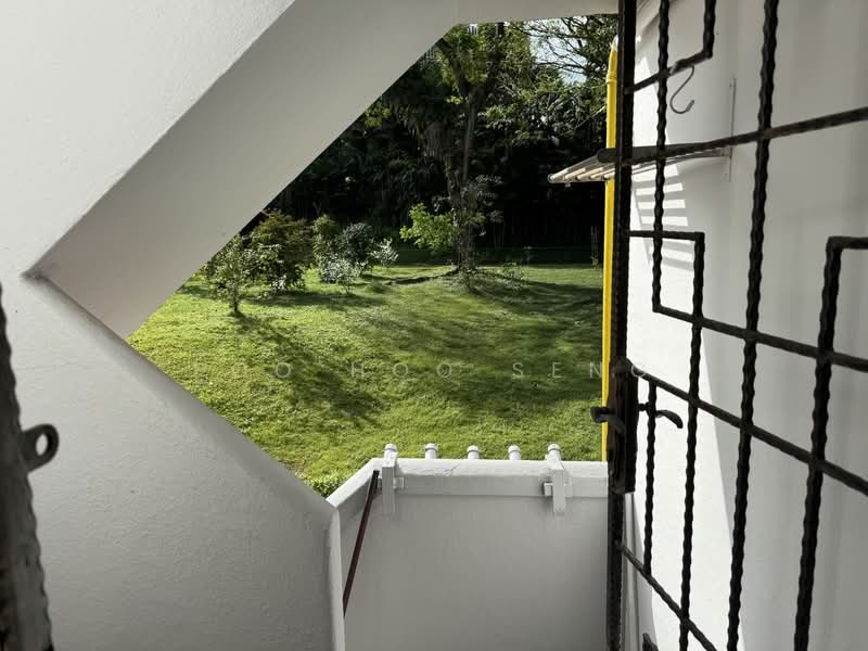 BACKYARD  LOOKING AT GREENERY 