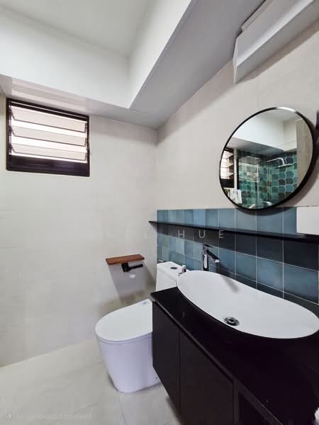463B Bukit Batok Street 41 HDB Flat For Sale at S$ 860,000 | PropertyGuru Singapore - Bathroom