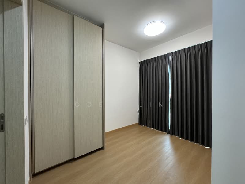 Treasure at Tampines Condominium For Sale at S$ 1,200,000 | PropertyGuru Singapore - Bedroom