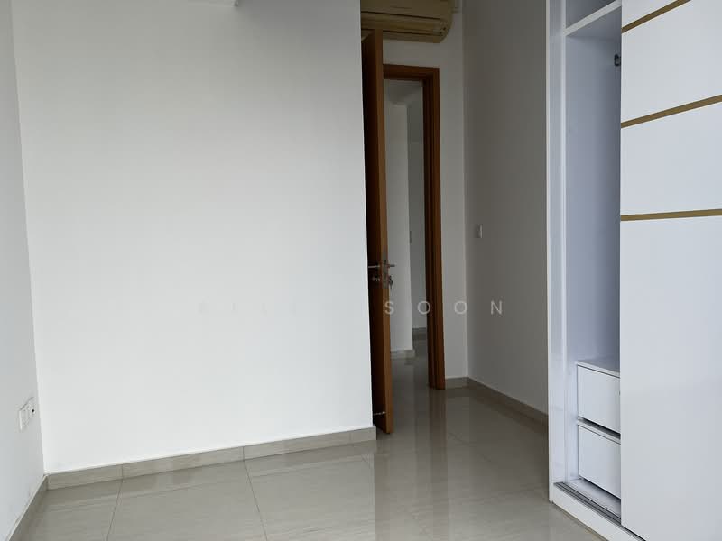 Auralis Apartment For Sale at S$ 2,188,000 | PropertyGuru Singapore - Bedroom