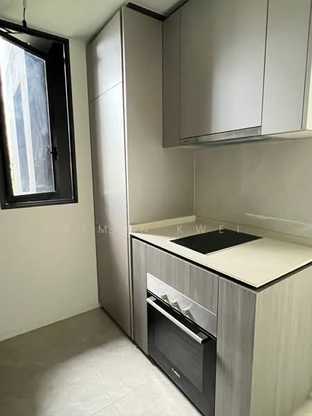 Piccadilly Grand Condominium For Sale at S$ 1,699,999 | PropertyGuru Singapore - Kitchen